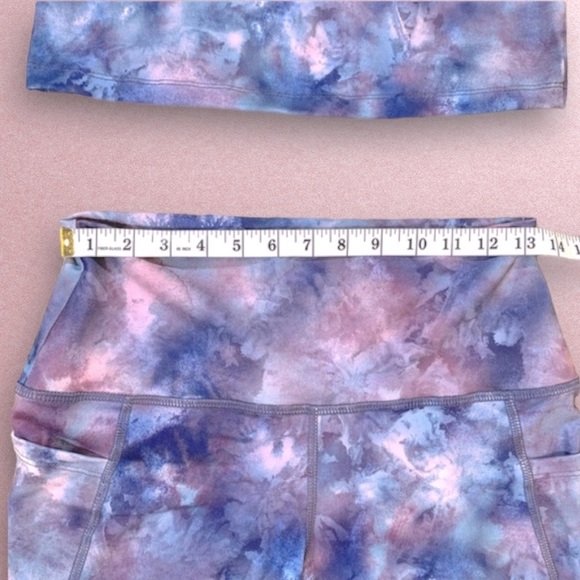 Matching Crop Top & High Waist Shorts with Pockets Sporty Stretch - Picture 12 of 14